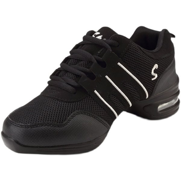 Naiste vabaaja tossude uus mudel