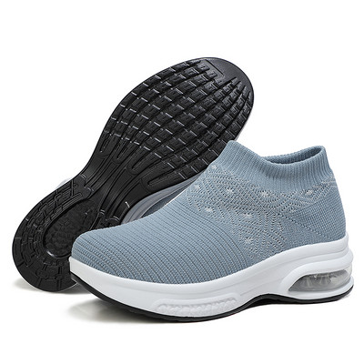 Naiste õhukambriga võrktossude uus mudel