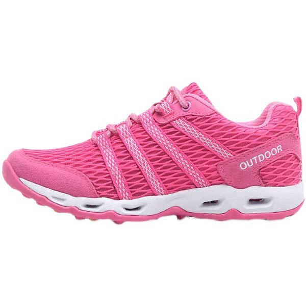 Adidași casual pentru drumeții