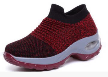 Sieviešu elpojošas kedas dažādās krāsās