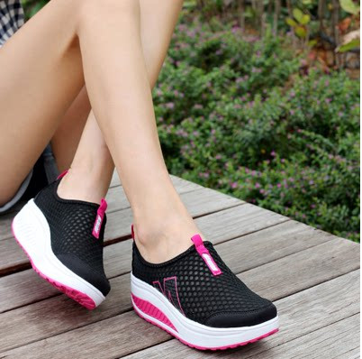 Ženske tenisice na vezice - razni modeli