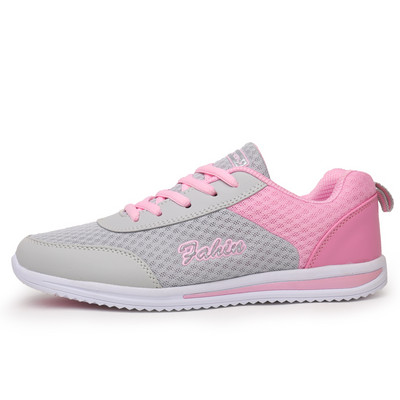 Tenisi dama plasa cu sireturi - mai multe modele