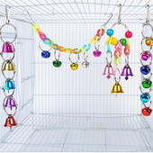 Σετ παιχνιδιών πουλιών Κλουβί παπαγάλου Δημιουργικό πολύχρωμο κρεμασμένο κουδούνι κρεμασμένο κλουβί Κουδούνι Κούνια παπαγάλου πουλιού Προπόνηση όρθιας εκπαίδευσης πολύχρωμο