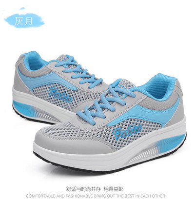 Adidasi sport cu talpa inalta