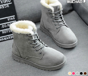 Moodsad sulevoodriga naiste tossud või saapad