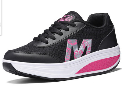 Naiste sport - paeltega tossud