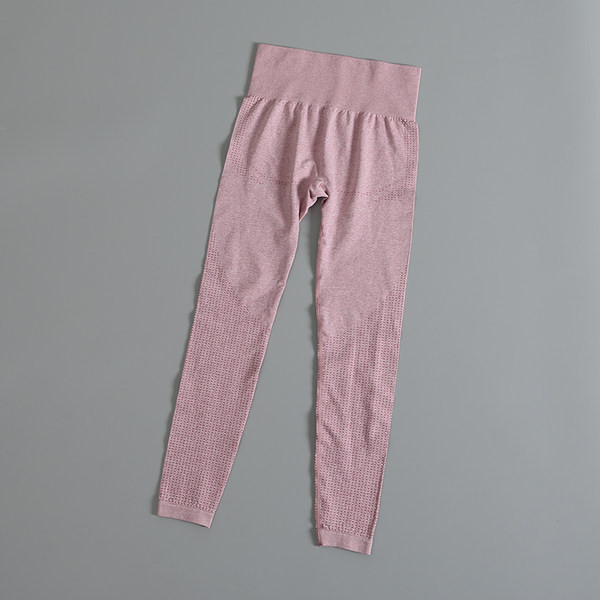 Sportlikud säärised – kõrge vöökohaga