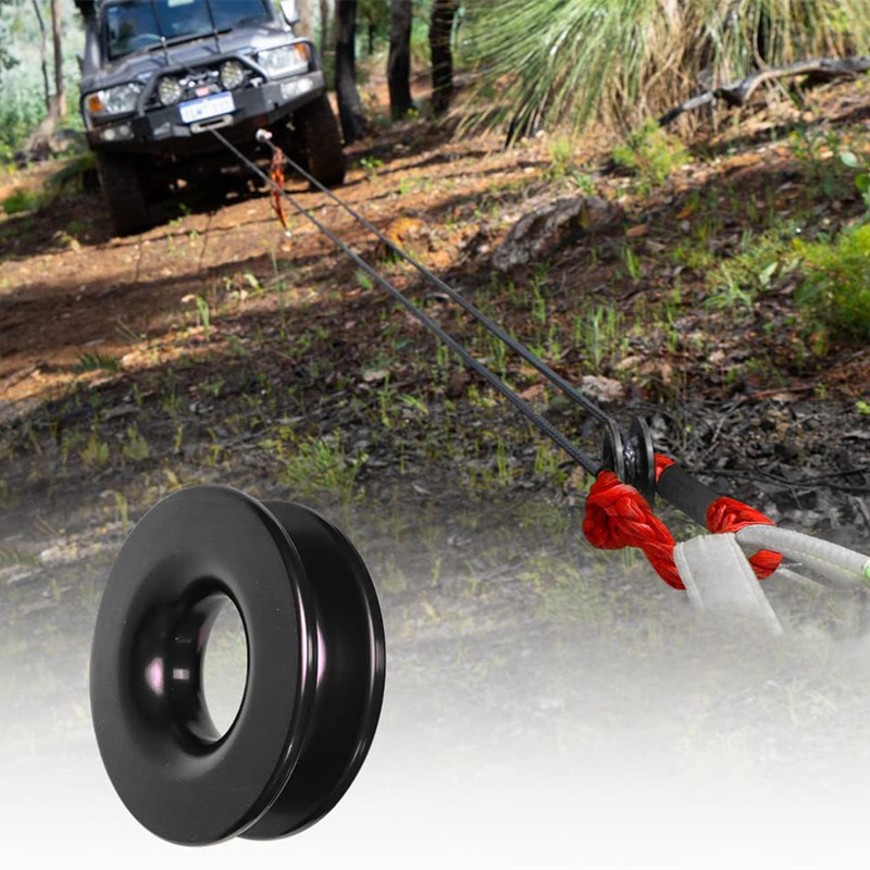 41 000 svarų gervės lynas Sintetinis minkštas apkabas + atkūrimo žiedų rinkinys Tvirtas pančiai su apsaugine mova sunkvežimių transporto priemonei atkurti