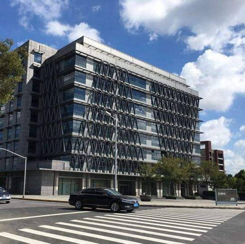 Parduodu 4wd atkūrimo takelius automobiliams lauko visureigiams