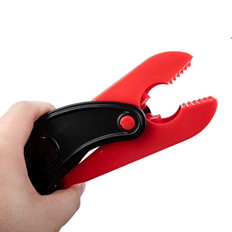 4/1 tk auto põrandamatte padjake puhastusklamber konks vaibapesuklamber Multifunktsionaalne joogamati klamber Tööriistad auto ilutarvikud