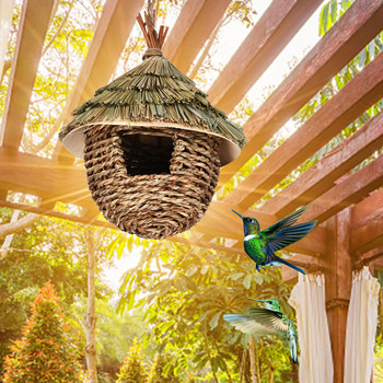 Ръчно тъкана къща за гнезда на колибри, естествена трева, окачена къща за птици, гнездо за градински двор, декоративна къща за колибри