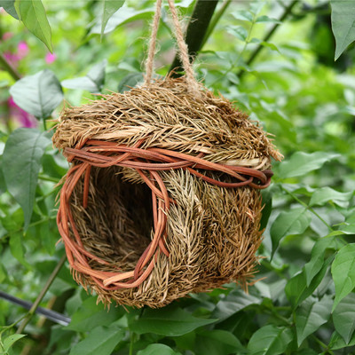 1PC Клетка за птици с тъкане на трева Направи си сам ръчно хранене Птиче гнездо Градина Къща за птици Висящи аксесоари за декорация