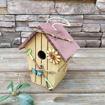 Puidust linnumaja pulmakaunistus linnupuur Värviline maalimine õues aed Rippuvad linnud suvila söötja Keskkonnasõbralik käsitöö