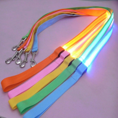 Led uže za povodac za pse sa svjetlećim svjetlećim olovnim povodcem za sigurnost pasa Bljeskajuće svjetleće ogrlice Dodaci za pojas Honden Lichtband