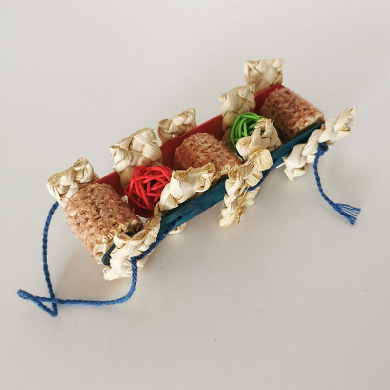 Putnu košļājamā rotaļlieta Dabīga koka zobu griešanai lopbarības iegūšanai bumbiņai piekarināma rotaļlieta Papagaiļa koduma rotaļlieta ķekatu ara papagaiļiem.