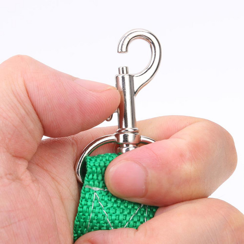 Koerakassi auto turvavöö reguleeritav jalutusrihm Sõiduki turvavöö Lemmikloomatarbed Rakmed Ohutu kangi veojõu kaelarihm kutsikarihm