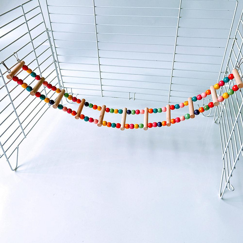 Papagaiļi koka kāpnes kāpšanas rotaļlieta, karājas krāsainas koka krelles kāpšanas stends putniem