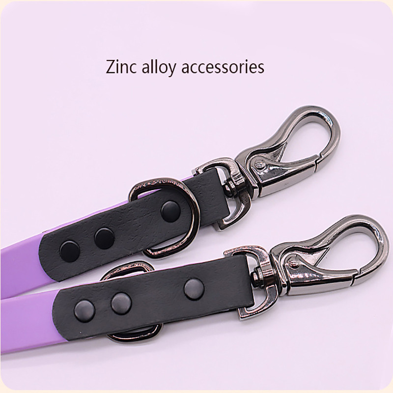 Lesă de câine multifuncțională cu două capete din PVC Lesă impermeabilă și rezistentă la murdărie cu dispozitiv de fixare din aliaj de zinc pentru dresajul de plimbare a câinilor