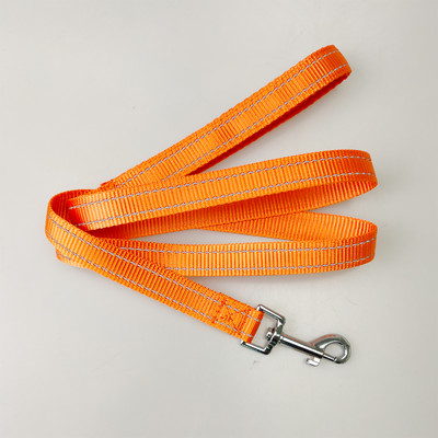 Lesă pentru câini din nailon reflectorizant 3 culori 2 mărimi 2 cm lățime Lesă puternică pentru câini cu mâner căptușit confortabil