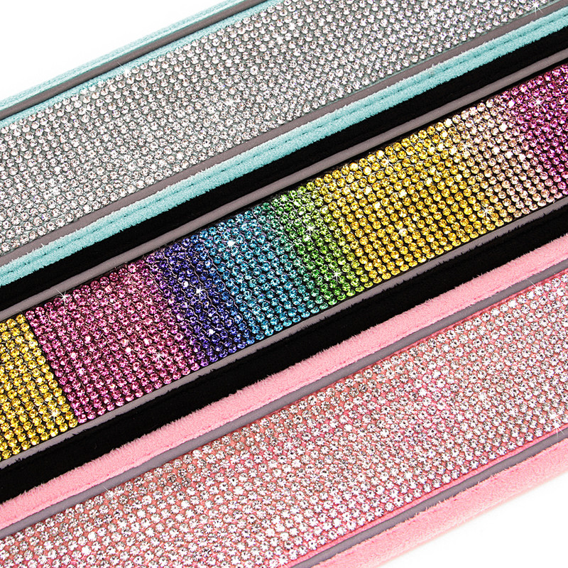 Guler cu strasuri pentru câini Colier lat reflectorizant pentru câini Accesorii de cristal colorate pentru câini mici și mari Pitbull