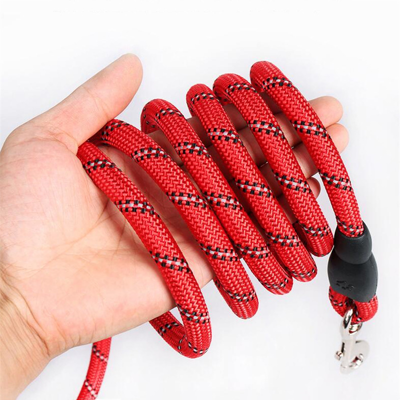 Reflektirajuće uže za velike pse Izdržljiv povodac za velike pse Hodanje Ogrlica za velike pse Jača prianjanje Okrugli najlonski srednji povodac za pse