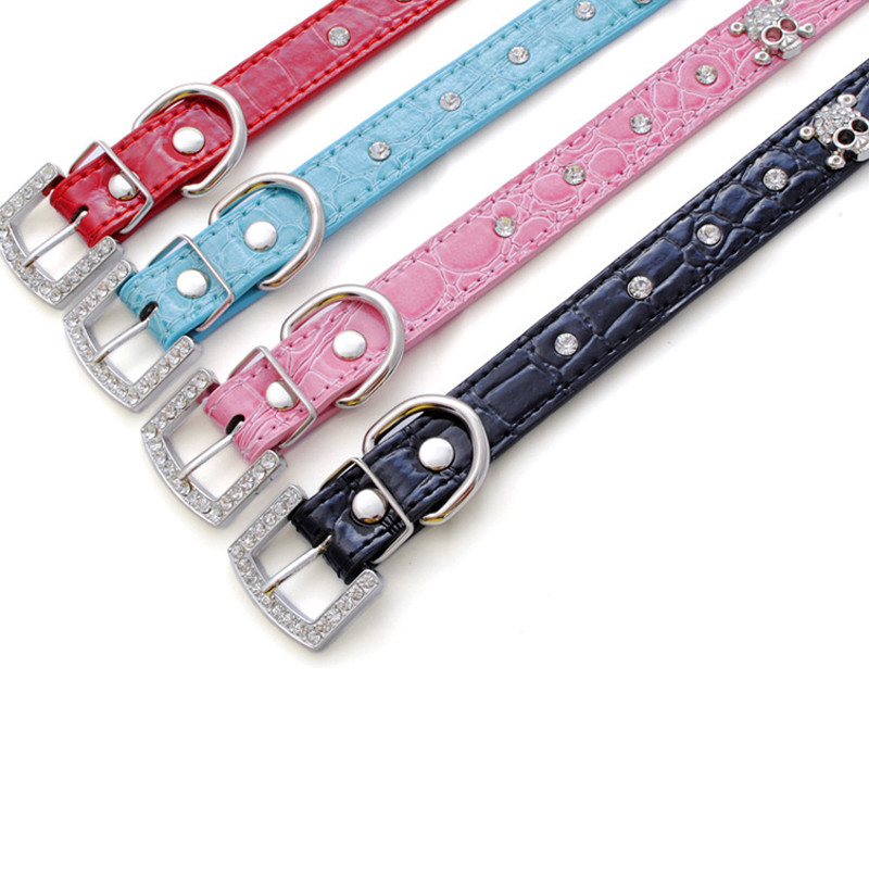 Guler pentru câini mic Piele PU Cristal Craniu Strass Colier Cățeluș Accesorii pentru pisici Chihuahua Dachshunds Guler pentru câini