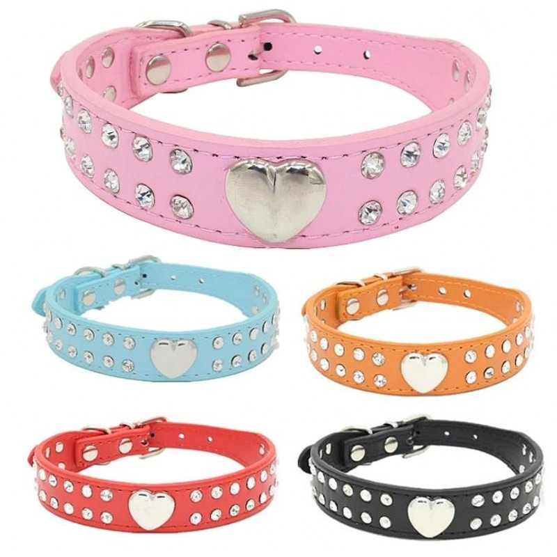 Lemmikloomakaubad Koerte kaelarihm Bling Rhinestonest naastudega nahast kutsika kassi kristallist kaelakee väikestele keskmistele koertele Kassipoegade lemmikloomade tarvikud