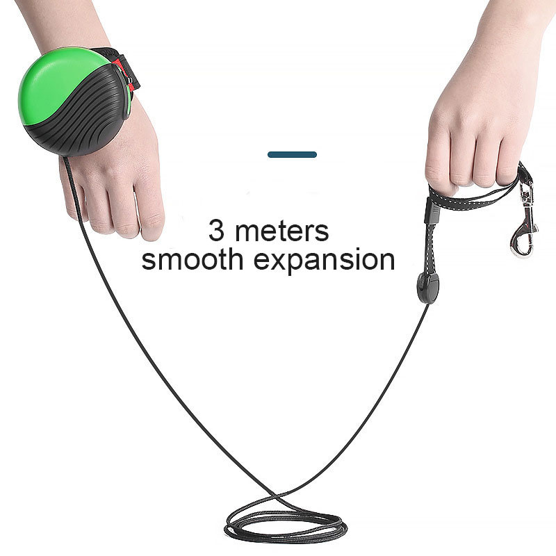 Uued kokkutõmmatavad koerarakmed köis pikendatav koerarihm, reguleeritav randme käed-vabad nailonist lemmikloomarihmad suurtele ja keskmise suurusega väikestele koertele