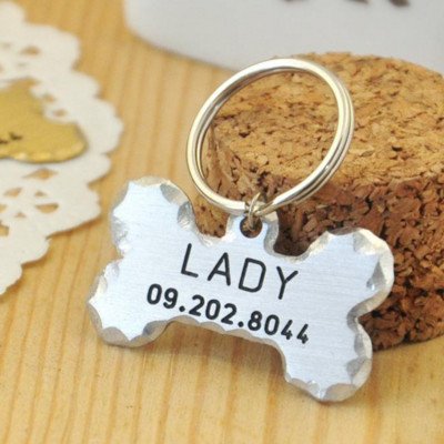 Персонализиран нашийник Pet ID Tag Гравиран Pet ID име за котка Puppy Dog Tag Висулка Ключодържател Bone Tag Аксесоари за домашни любимци Dropshipping