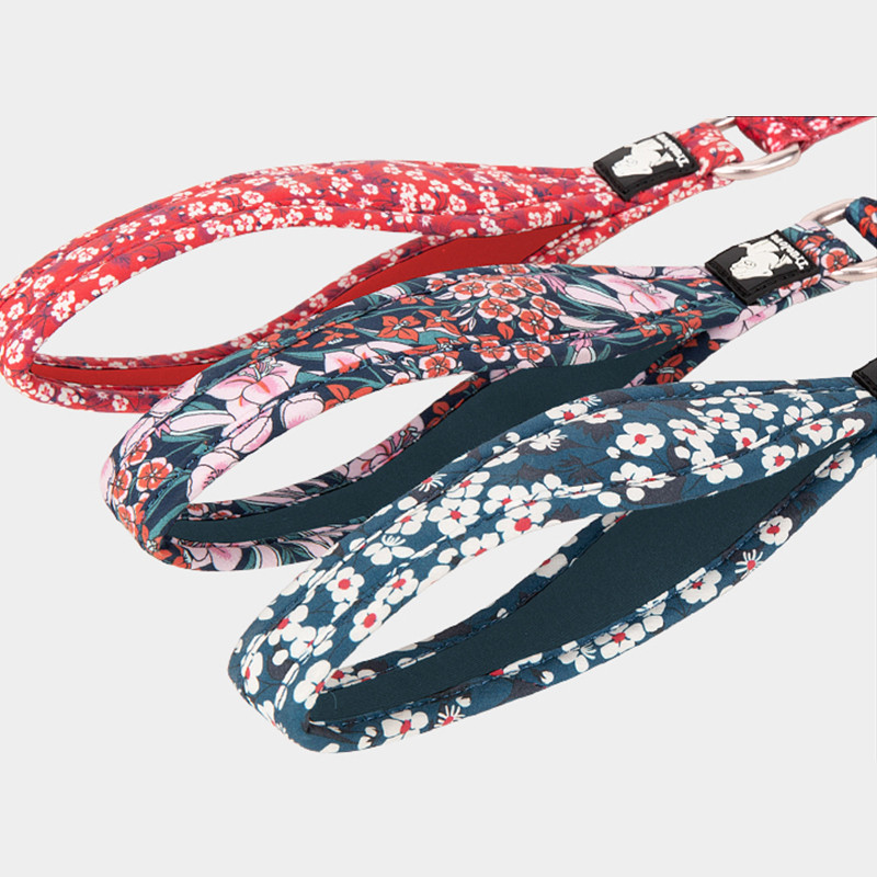 Winhyepet Lesă pentru câini cu imprimeu floral, 140 cm, la modă, durabilă, în stil etnic, pentru plimbarea animalelor de companie, lesă pentru toate tipurile de câini