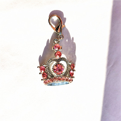 Cute Princess Dog Birkas Kaķu kucēns Mājdzīvnieku sakausējums Rhinestone Crown Apkakle Kulons Suņu Aksesuāri Crown Pet Rotaslietas Dropshipping