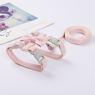 Koerarakmed väikestele koertele kassidele Reguleeritav kassipoegade kaelarihm Lemmikloomade rakmed koos jalutusrihma komplektiga ruuduline rinnavest jalutusrihm koera juhtmete tarvikud