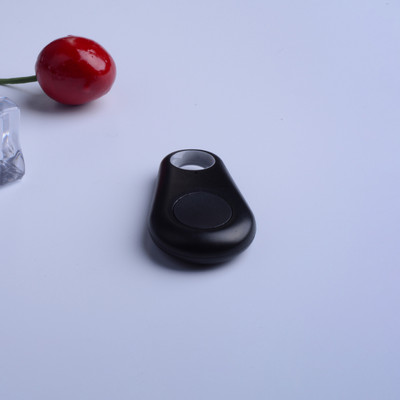 Cat Dog Anti-Lost GPS izsekošanas tagu meklētājs, ūdensnecaurlaidīgs pārnēsājams bezvadu izsekotājs, kas paredzēts mājdzīvniekiem Kaķiem Suņiem Aksesuāri