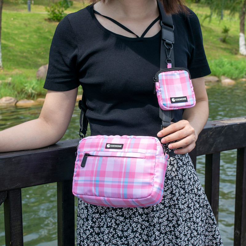 Αδιάβροχη τσάντα για περπάτημα σκύλου Εκπαίδευση για κατοικίδια Θήκη χιαστί ώμου Τσάντα ώμου Dog Fanny Pack with Poo Bag Dispenser