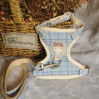 Väikesed koerarakmed, hingavad võrgust rinnarihm Kassi juhtmed Prindi lemmiklooma jalutusrihm kutsikatele ja kassidele Küüliku rakmed Ruuduline vibukassi kaelarihmad