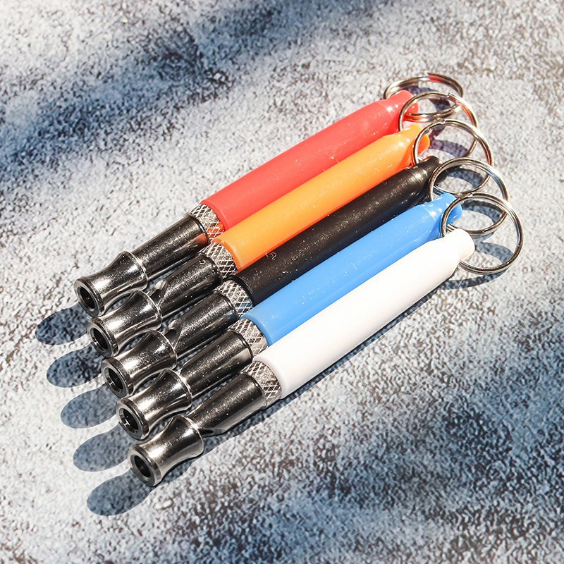 Reguleeritava sagedusega ultraheli hääletute koerte viledreening koos kaelapaelaga, hõlpsasti kaasaskantav koeravile lemmikloomakoerte treenimiseks