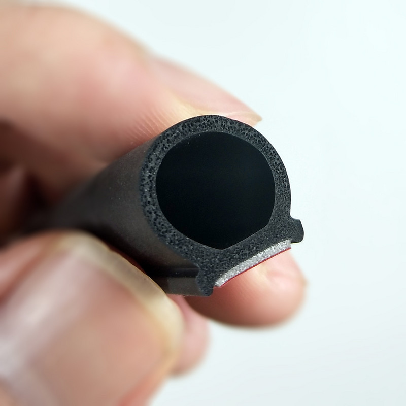 Sandarinimo guminė durelių sandariklio juostelė Big D tipo automobilio durelių sandariklio juostelė universali triukšmo izoliacija Epdm automobilių guminiai vandeniui atsparūs sandarikliai automobiliams