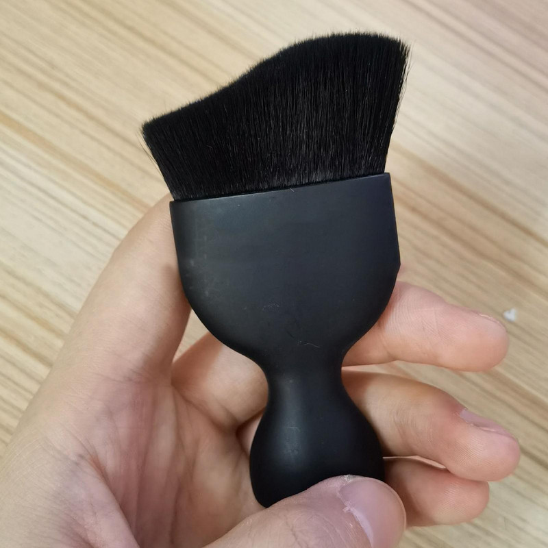 Auto salongi puhastamine Pehme harjaga armatuurlaud õhu väljalaskeava tühimiku tolmu eemaldamine kodukontori detailid Puhastustööriistad Autohooldus