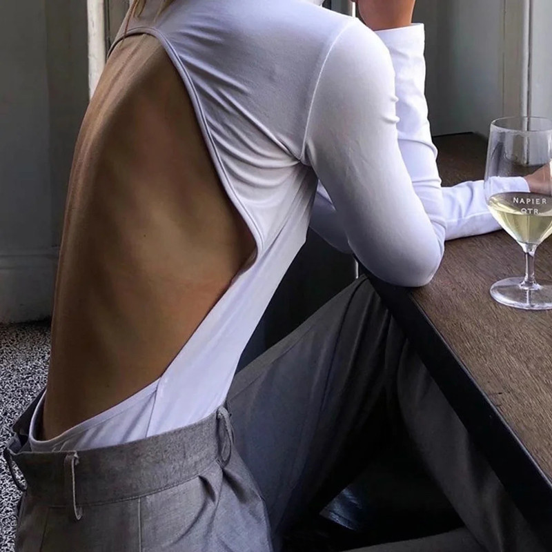 Ženski bodi s visokim izrezom i ultra niskim leđima