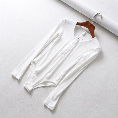 Naiste nööbiga eesmine soonikbody