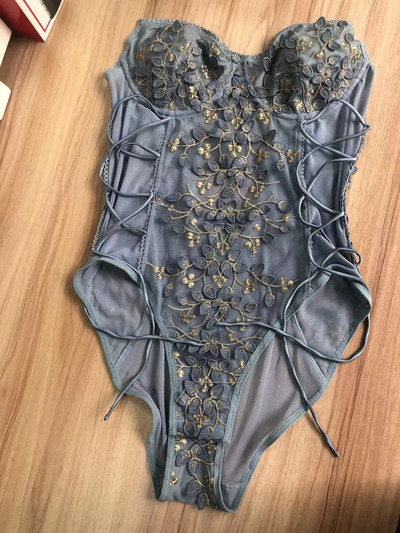 Νέο Κέντημα Δαντέλα Λουλούδια Γαλλικά Εσώρουχα Σέξι Body Shaping Push Up Σετ σουτιέν Ρομαντικό Λευκό Σετ σουτιέν και εσώρουχα