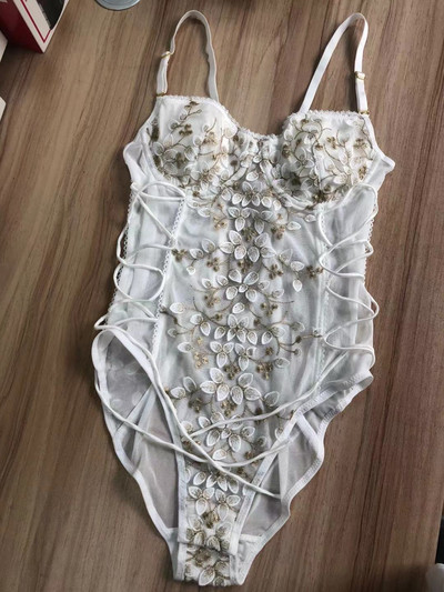 Νέο Κέντημα Δαντέλα Λουλούδια Γαλλικά Εσώρουχα Σέξι Body Shaping Push Up Σετ σουτιέν Ρομαντικό Λευκό Σετ σουτιέν και εσώρουχα