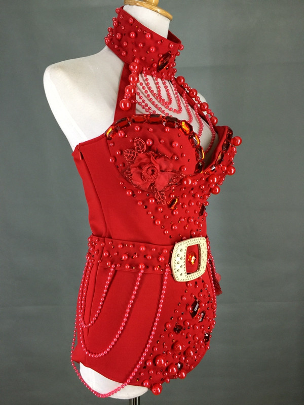 Beading Halter Bodysuit Red White Pearls Crystals Jumpsuit Naiste Seksikas seljata kostüüm Ööklubi baar DJ Laulja Show Lavavarustus