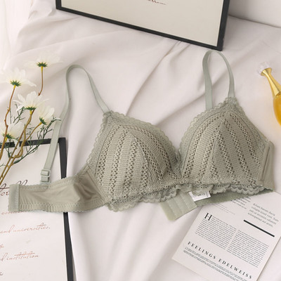 Sieviešu krūšturi, mežģīņu krūšturi, jauni apakšveļas krūšturi sievietēm.