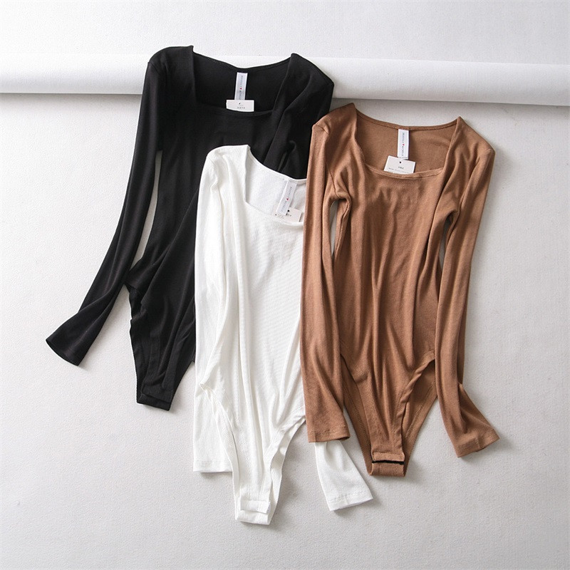 Body cu nervuri cu gât pătrat pentru femei Body cu gât pătrat mic