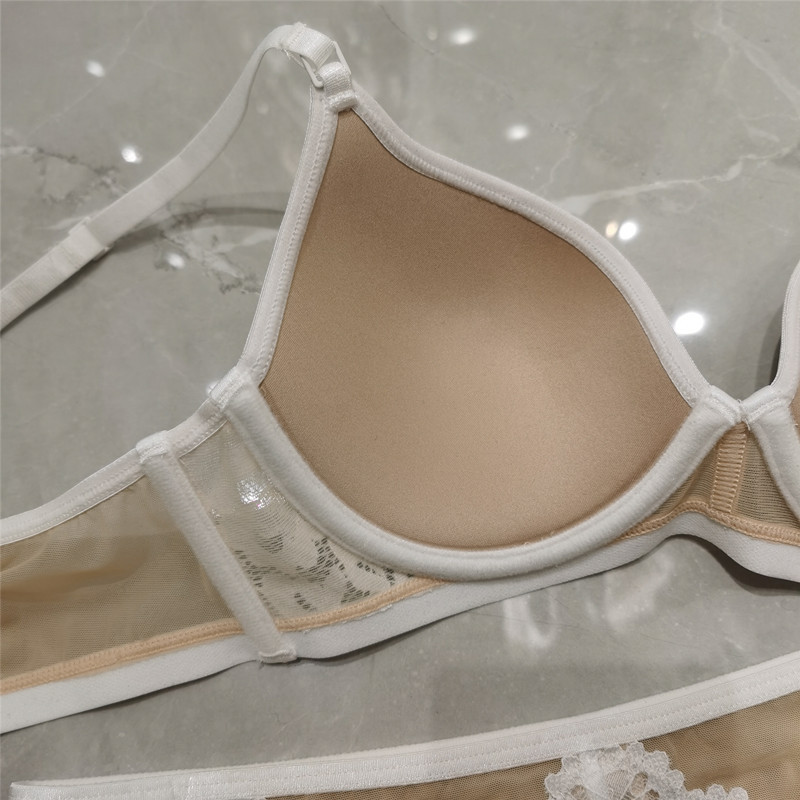 Set de sutien și slip cu căptușeală subțire din dantelă, fără spate, cu patchwork, lenjerie de corp cu push-up pentru femei Lenjerie frumoasă Chiloți din plasă 2022 Nou