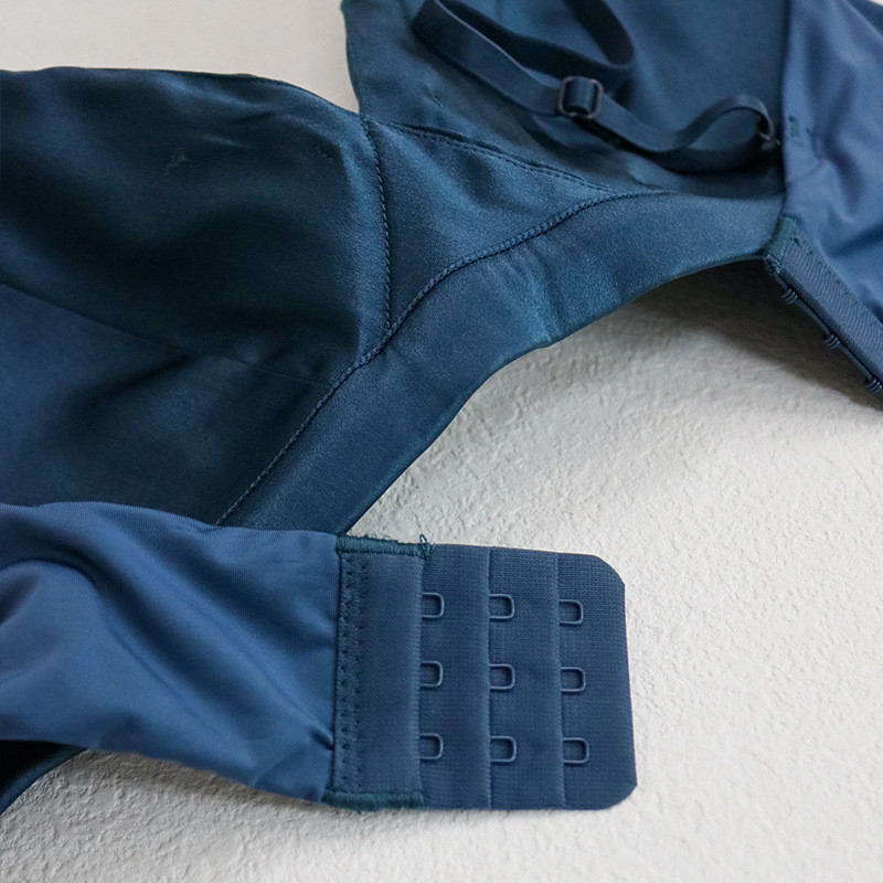 Naiste siidist rinnahoidja, 100% ehtsast siidist vooder, 3/4 tassi igapäevaseks kandmiseks, mugav juhtmevaba juhtmevaba rinnahoidja Bralette must intiimne TA005