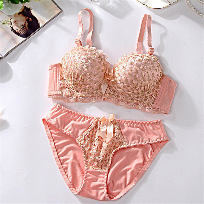 Lenjerie roșie pentru femei Lenjerie de corp Set sutien și chiloți la modă Sutien confortabil fără fir Lenjerie sexy Push Up Sutien cu cupă subțire Slip