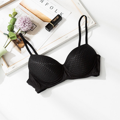 Γυναικεία επένδυση από 100% πραγματικό μετάξι που αναπνέει καθημερινά Άνετο ασύρματο σουτιέν Bralette 2011