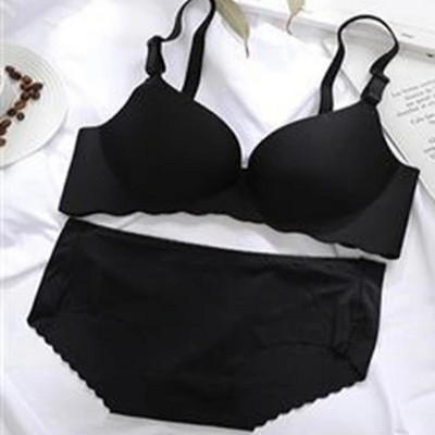 Lenjerie neagră de înaltă calitate Set sutien Push Up pentru femei Sutien gros Sutiene în V adânc Seturi de lenjerie Chiloți sexy Cupa BC